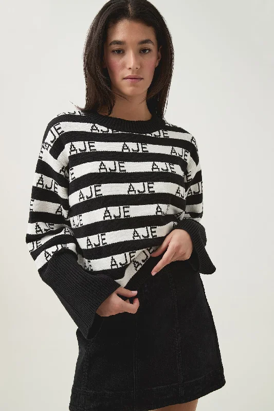 Day To Night Styles Story Oversized Striped Knit