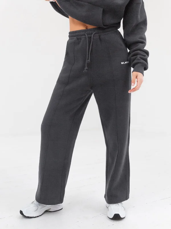 Discover Now Everyday Wide Leg Sweatpants - Charcoal