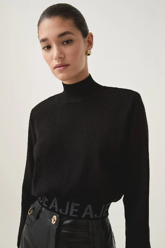 Premium Style Soloist Logo Cropped Knit