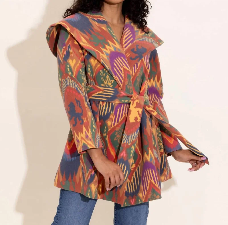 Save Big Beth Coat In Royal Ikat