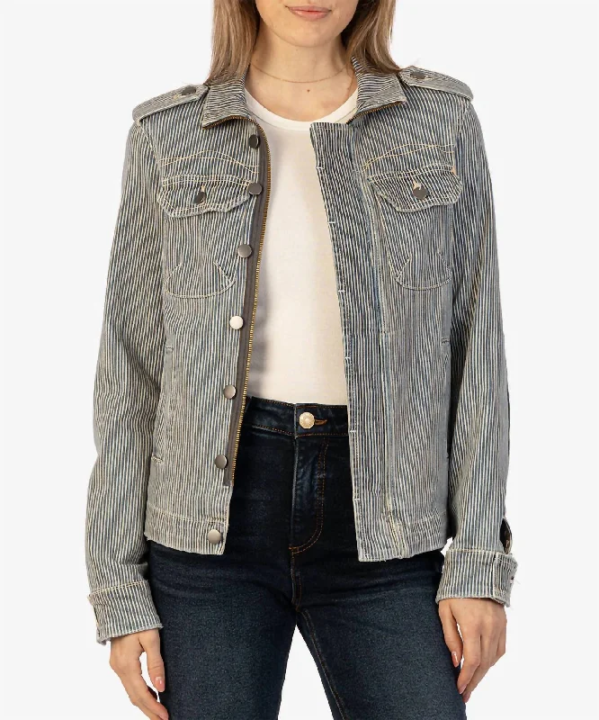 Style Upgrade Amanda Boxy Jacket In Comfortable